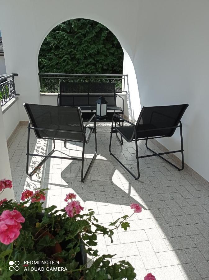 Il Giardino Segreto Leilighet Beura Eksteriør bilde